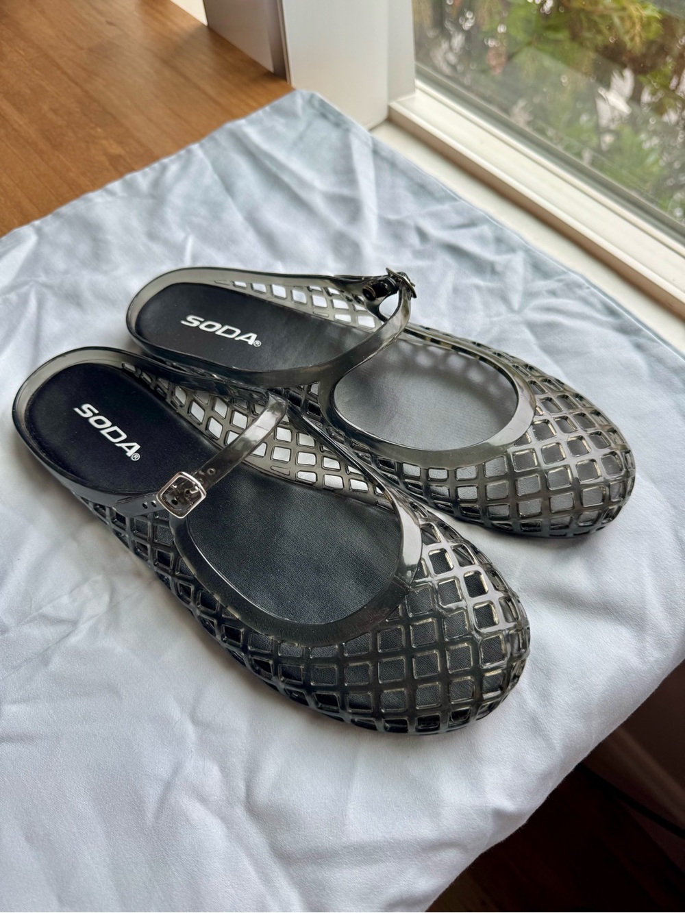 SODA Black Jelly Mary Jane Slide Sandals Flats (Size 8) - Picture 8 of 9